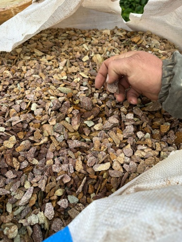 Златолит персиковый декоративная каменная крошка купить в Камчатском крае