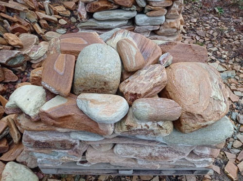 Златолит жёлтый, жёлто-зелёный глыбки и валуны для ланшафтного дизайна купить в Камчатском крае