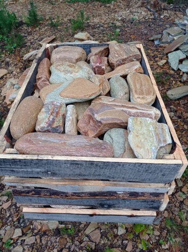 Златолит жёлтый, жёлто-зелёный глыбки и валуны для ланшафтного дизайна купить в Камчатском крае