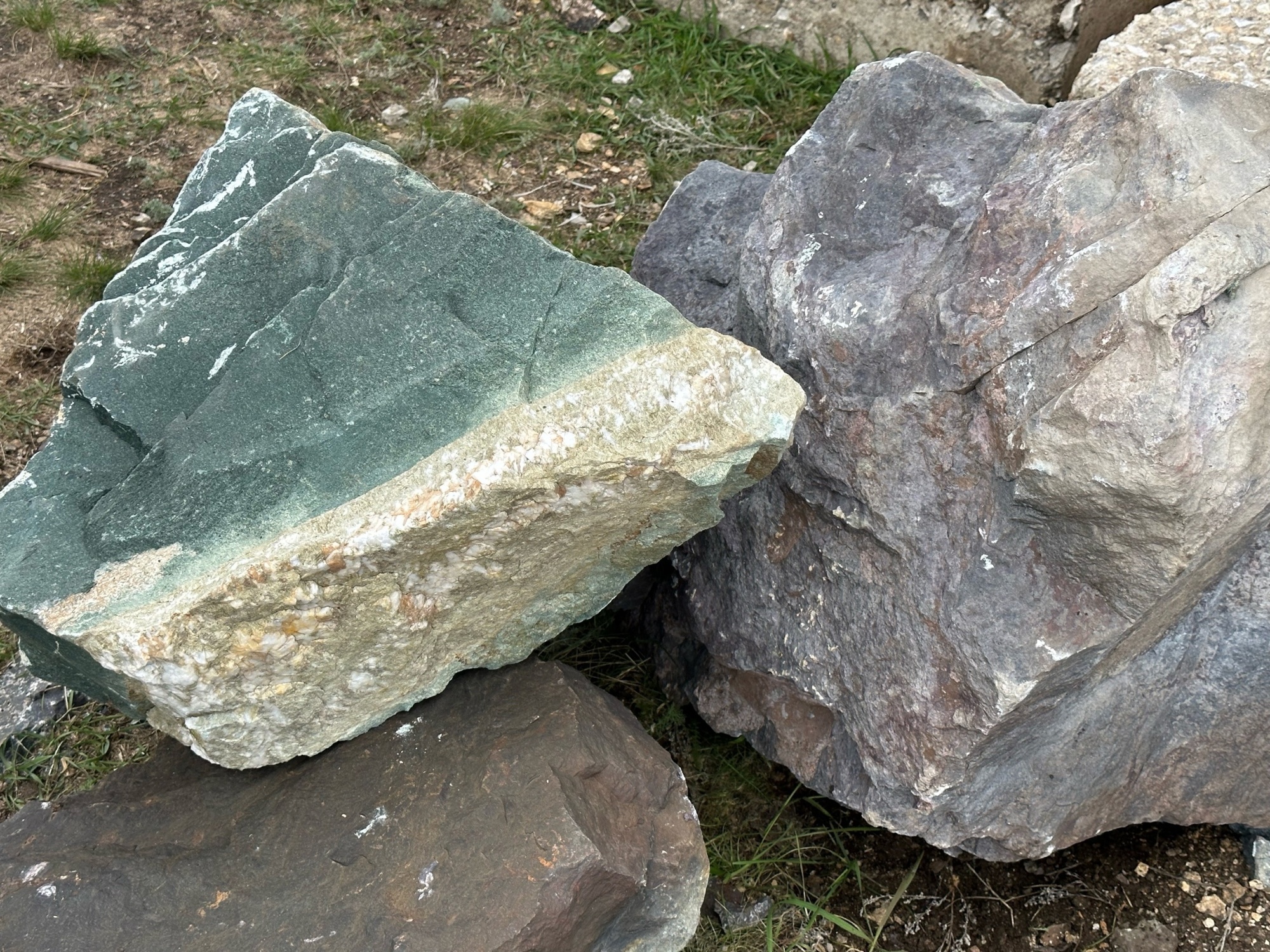 Камни для ландшафтного дизайна зелёные 10-60 килограмм купить в Камчатском крае