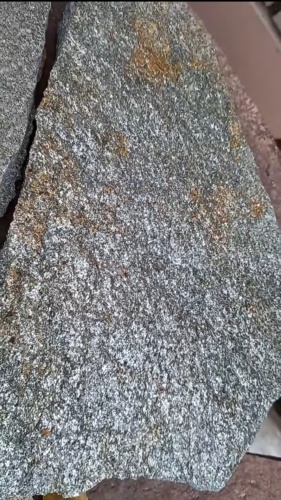 Плитняк златолит серебристый для цоколя, отмостки купить в Камчатском крае