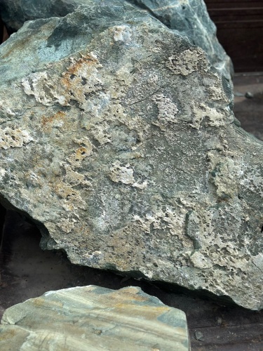 Ландшафтные глыбы зелёные 200-500 килограмм купить в Камчатском крае