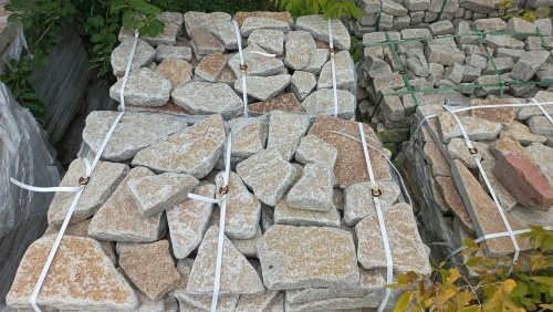 Гранитный плитняк галтованный для мощения купить в Камчатском крае