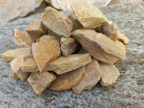 Златолит жёлтый декоративная каменная крошка купить в Камчатском крае