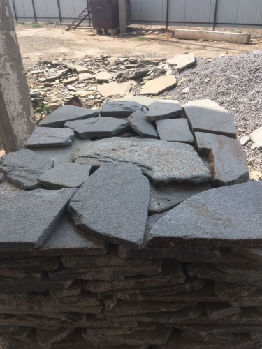 Златолит серебристый галтованный для лестниц купить в Камчатском крае